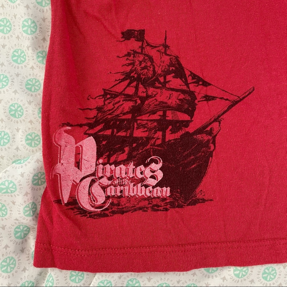 Pirates of the Caribbean Disney T-Shirt 2000s Vintage Y2K - Picture 3 of 7